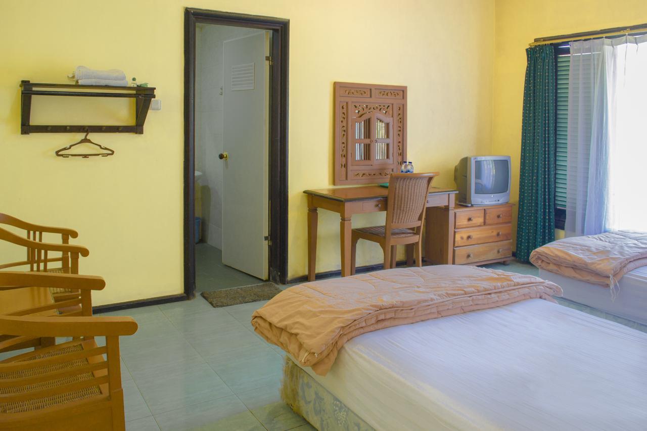 Foresta Inn Family Resort Prigen Exterior photo